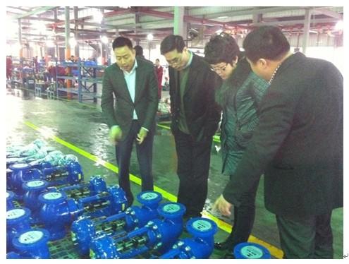 方仁臻市長來我公司視察工作