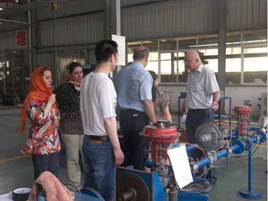 伊朗客戶來(lái)公司驗(yàn)收