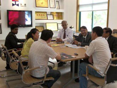 印度某項目公司一行人來我公司參觀考察